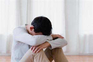 فرق استرس و اضطراب چیست؟ تفاوت علائم، علت‌ها و درمان